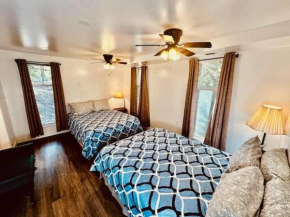 Views inside Yosemite-Timber Lodge-Sleeps 6